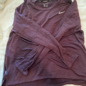 Nike running top